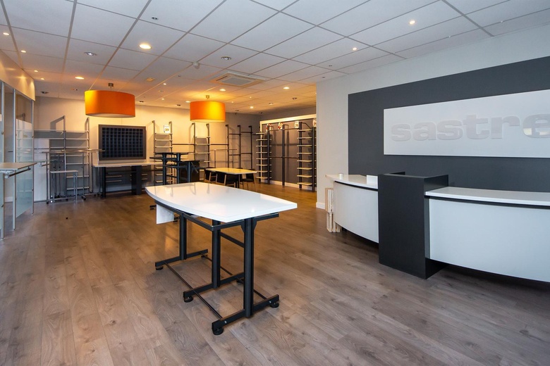 Winkelruimteaan't Plein 26<br/> inLeusden Winkelruimteaan't Plein 26<br/> inLeusden