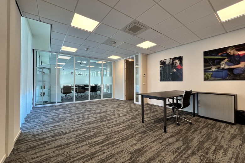 KantoorruimteaanHonderdland 34<br/> inMaasdijk