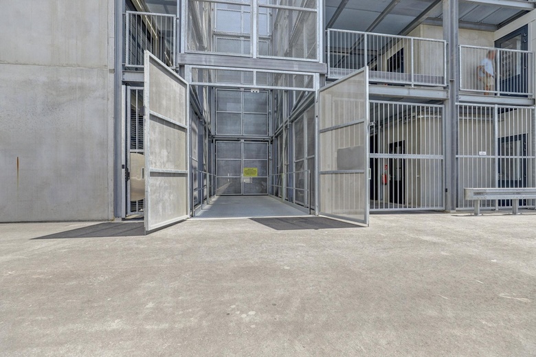 BedrijfsruimteaanConservenweg 71 - 77<br/> inRoelofarendsveen