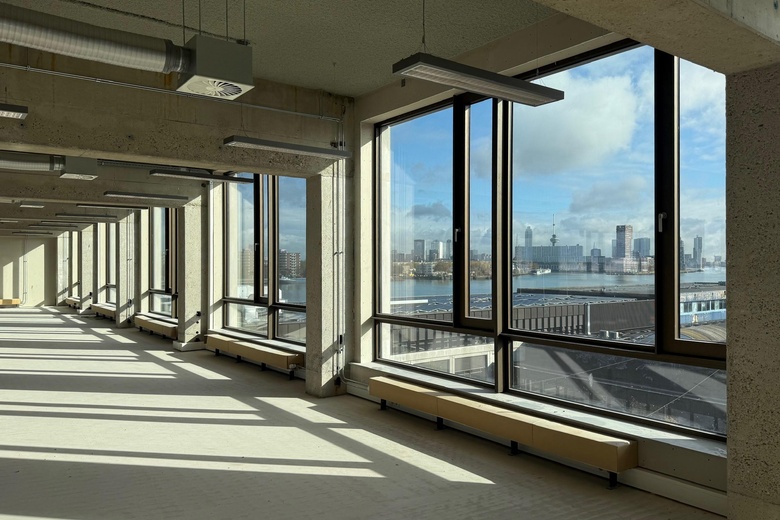 KantoorruimteaanSluisjesdijk 159<br/> inRotterdam