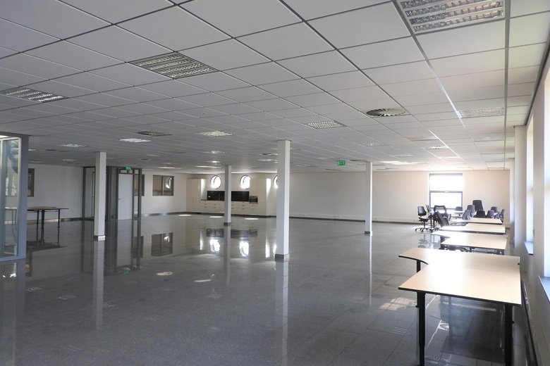 KantoorruimteaanTuinschouw 4<br/> inVianen