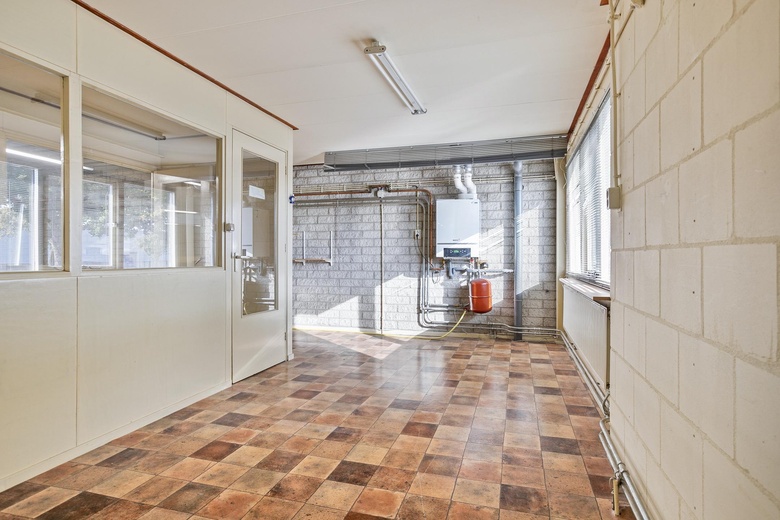 BedrijfsruimteaanRijnstraat 18 A<br/> inOss BedrijfsruimteaanRijnstraat 18 A<br/> inOss