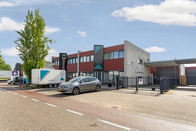 Bekijk foto 2 van Musicalstraat 6