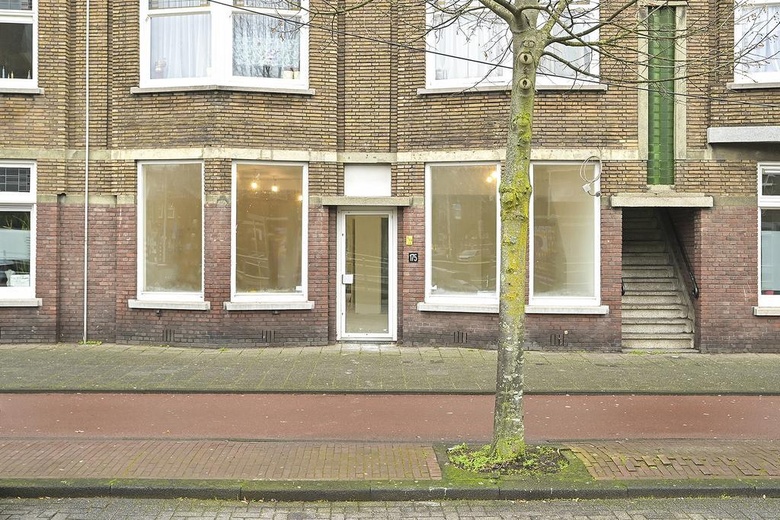 Bekijk foto Winkelruimte aan de Apeldoornselaan 175 in Den Haag Bekijk foto Winkelruimte aan de Apeldoornselaan 175 in Den Haag