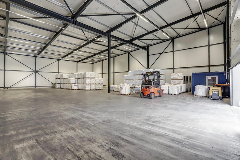BedrijfsruimteaanFahrenheitstraat 7<br/> inHarlingen BedrijfsruimteaanFahrenheitstraat 7<br/> inHarlingen