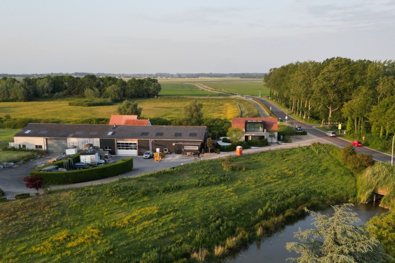 BedrijfsruimteaanMolenstraat 25 A<br/> inRetranchement