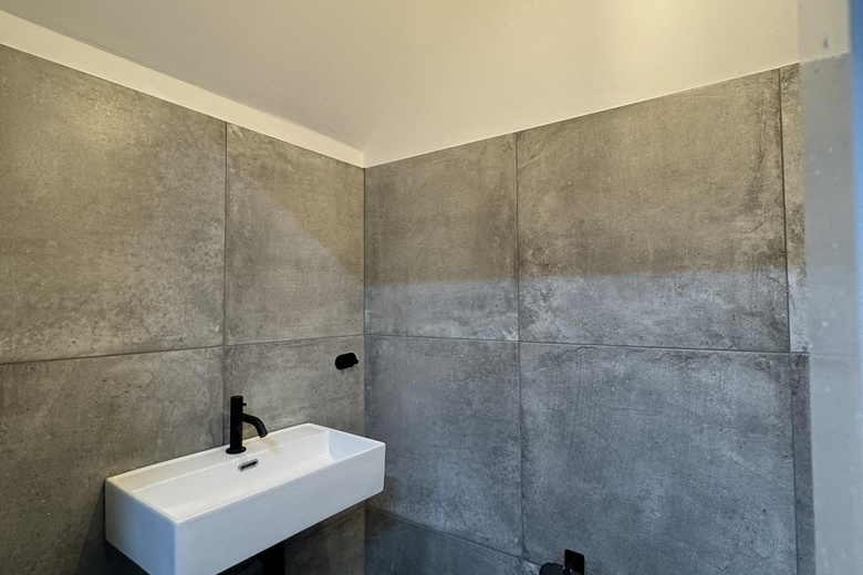 BedrijfsruimteaanRaasdorperweg 152 L<br/> inLijnden