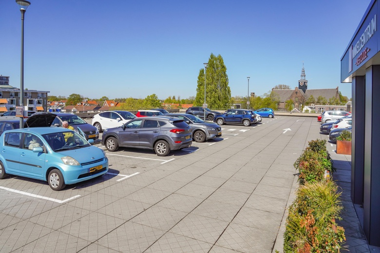 WinkelruimteaanBehouden Haven 9<br/> inZaandam
