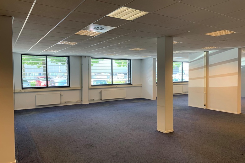 BedrijfsruimteaanHurksestraat 20 D<br/> inEindhoven BedrijfsruimteaanHurksestraat 20 D<br/> inEindhoven