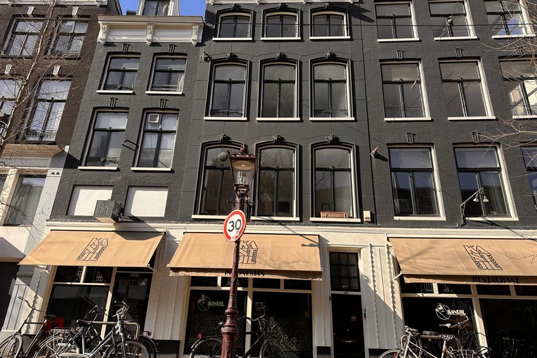 KantoorruimteaanNieuwezijds Voorburgwal 340 B<br/> inAmsterdam