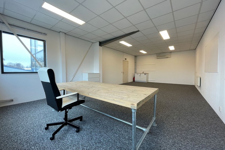 KantoorruimteaanLamsoor 2d<br/> inGroningen KantoorruimteaanLamsoor 2d<br/> inGroningen