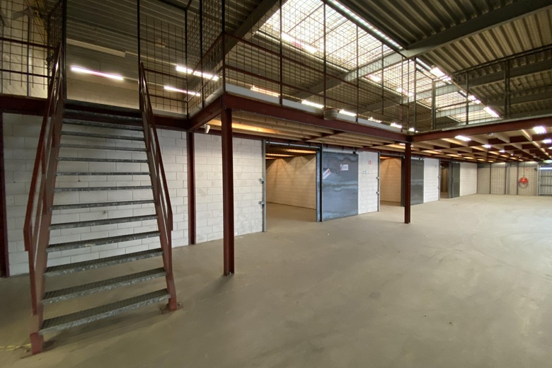BedrijfsruimteaanRietdekkerstraat 5<br/> inRidderkerk BedrijfsruimteaanRietdekkerstraat 5<br/> inRidderkerk