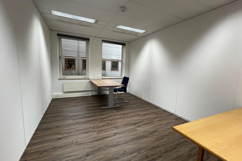 KantoorruimteaanHet Sterrenbeeld 19<br/> inDen Bosch KantoorruimteaanHet Sterrenbeeld 19<br/> inDen Bosch