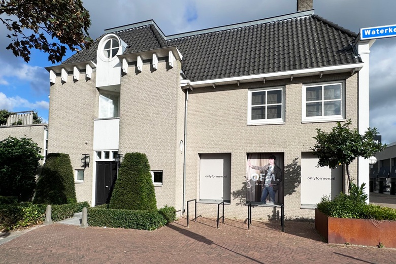 WinkelruimteaanKerkbuurt 38<br/> inSliedrecht WinkelruimteaanKerkbuurt 38<br/> inSliedrecht