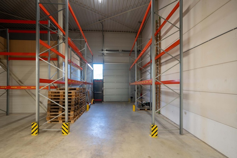 BedrijfsruimteaanOslostraat 50<br/> inSittard BedrijfsruimteaanOslostraat 50<br/> inSittard