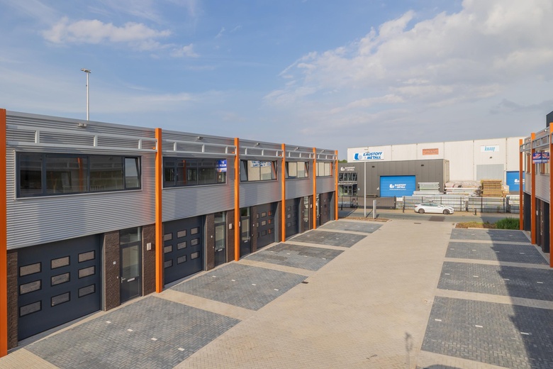 BedrijfsruimteaanCilinderweg 91 - 95<br/> inRoelofarendsveen