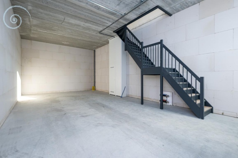 BedrijfsruimteaanPascal 5 d<br/> inMiddelharnis