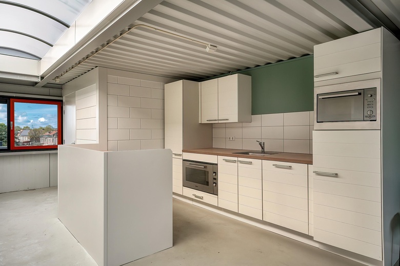 BedrijfsruimteaanIndustrieweg 28 a<br/> inVoorschoten