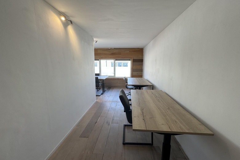 BedrijfsruimteaanSchellingweg 13 L A<br/> inZaandam