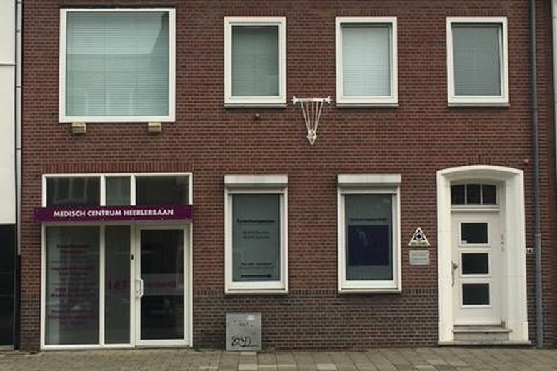 Bekijk foto 1 van Heerlerbaan 147 Bekijk foto 1 van Heerlerbaan 147