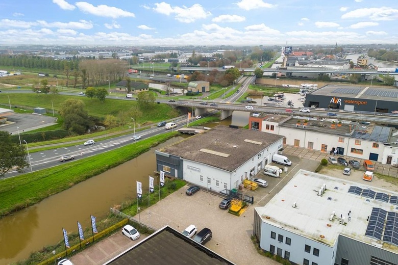 BedrijfsruimteaanKanaaldijk 32 A<br/> inWaddinxveen