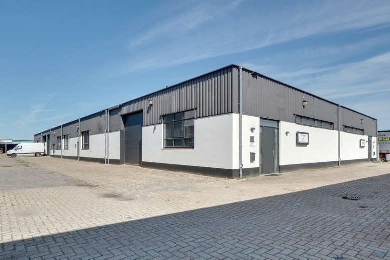 BedrijfsruimteaanAmbachtsweg 9<br/> inElst