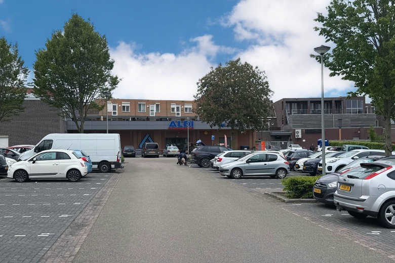 WinkelruimteaanDorpstraat 66<br/> inHeythuysen