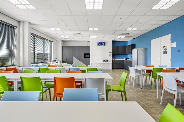 BedrijfsruimteaanRietgraaf 2 a<br/> inOosterhout