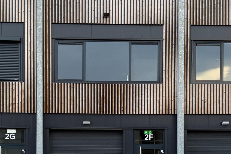 BedrijfsruimteaanEemmeerlaan 2 F<br/> inWeesp