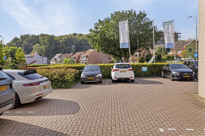 KantoorruimteaanPeter Vineloolaan 46 TRAF<br/> inBergen op Zoom KantoorruimteaanPeter Vineloolaan 46 TRAF<br/> inBergen op Zoom