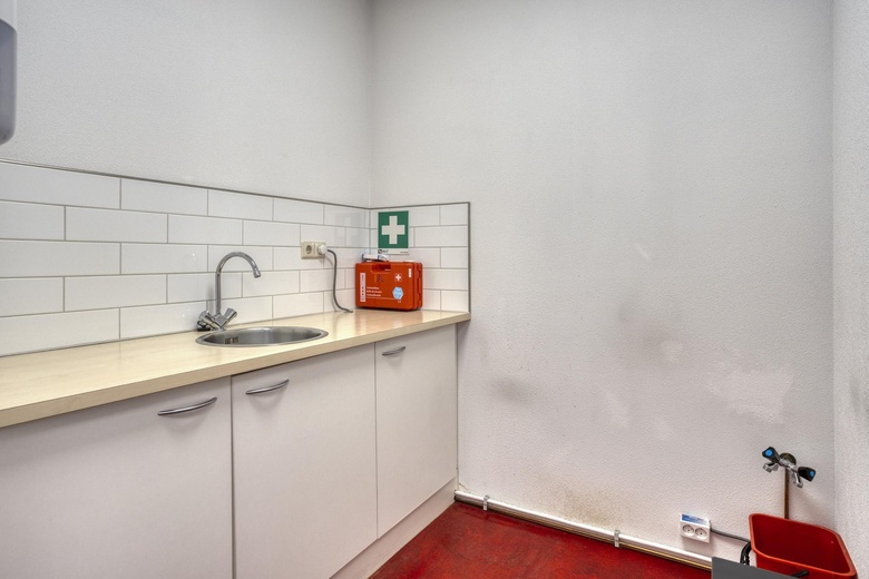 KantoorruimteaanSchutweg 15 a<br/> inWaalwijk KantoorruimteaanSchutweg 15 a<br/> inWaalwijk