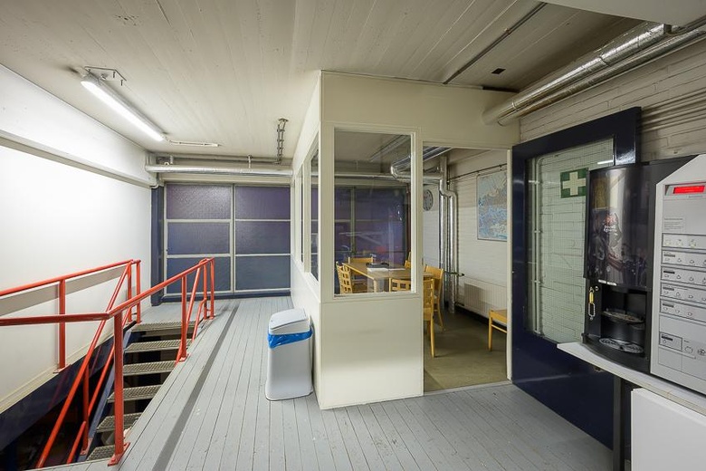 BedrijfsruimteaanLinschotenstraat 47<br/> inRotterdam BedrijfsruimteaanLinschotenstraat 47<br/> inRotterdam