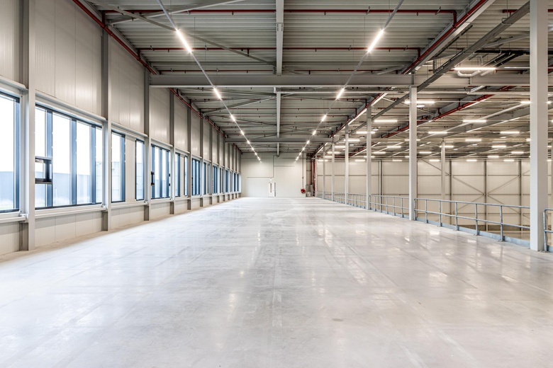 BedrijfsruimteaanTufsteen 3<br/> inHoofddorp BedrijfsruimteaanTufsteen 3<br/> inHoofddorp