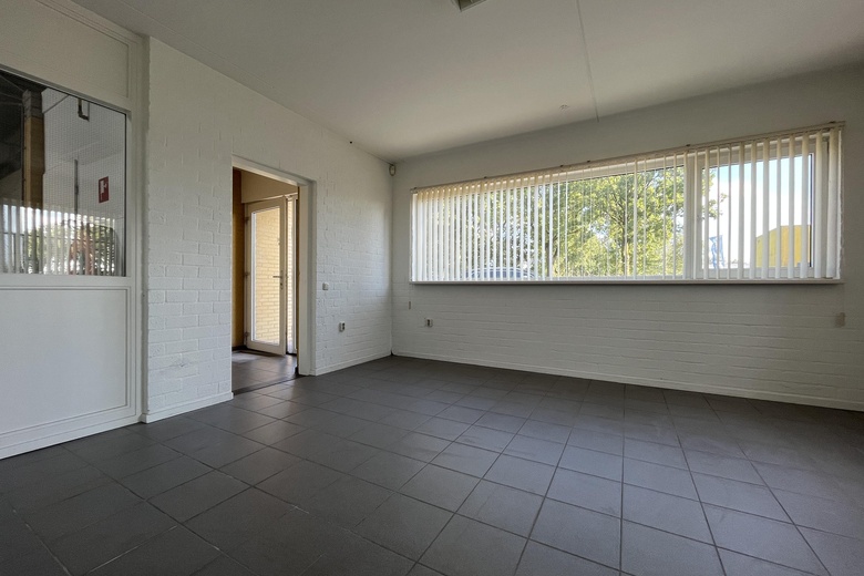 BedrijfsruimteaanOude Graaf 21<br/> inWeert BedrijfsruimteaanOude Graaf 21<br/> inWeert