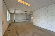 Bekijk foto 3 van Industrieweg 20