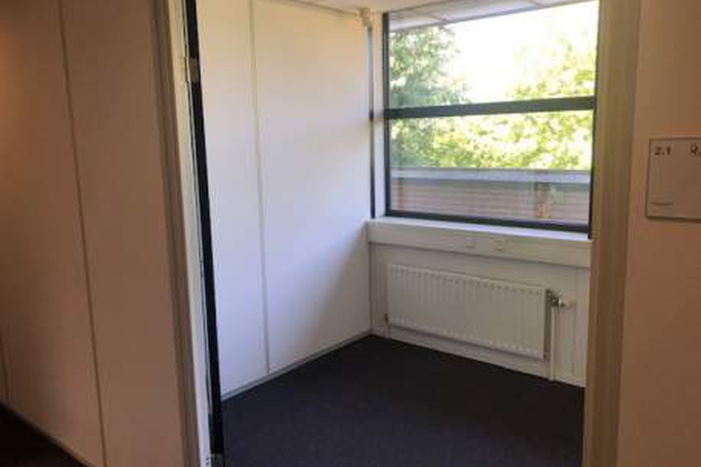 Kantoorruimteaande Molen 30-32 2e etage<br/> inHouten Kantoorruimteaande Molen 30-32 2e etage<br/> inHouten