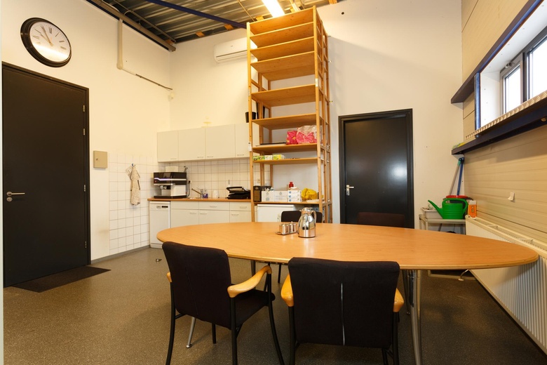KantoorruimteaanTweelingenlaan 117<br/> inApeldoorn KantoorruimteaanTweelingenlaan 117<br/> inApeldoorn