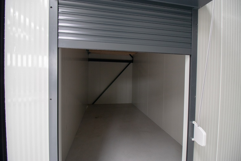 BedrijfsruimteaanParallelweg 1 a<br/> inSchelluinen