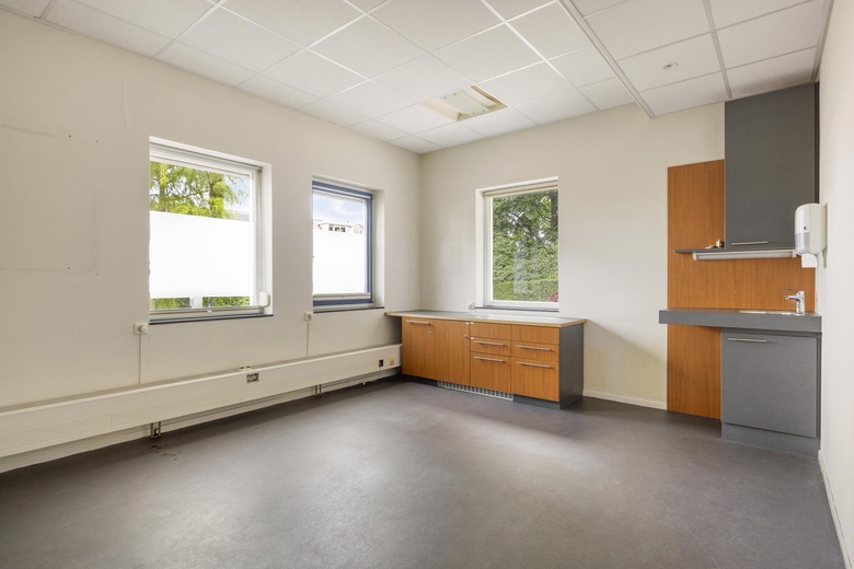 KantoorruimteaanBlokfluitlaan 19<br/> inOldenzaal KantoorruimteaanBlokfluitlaan 19<br/> inOldenzaal