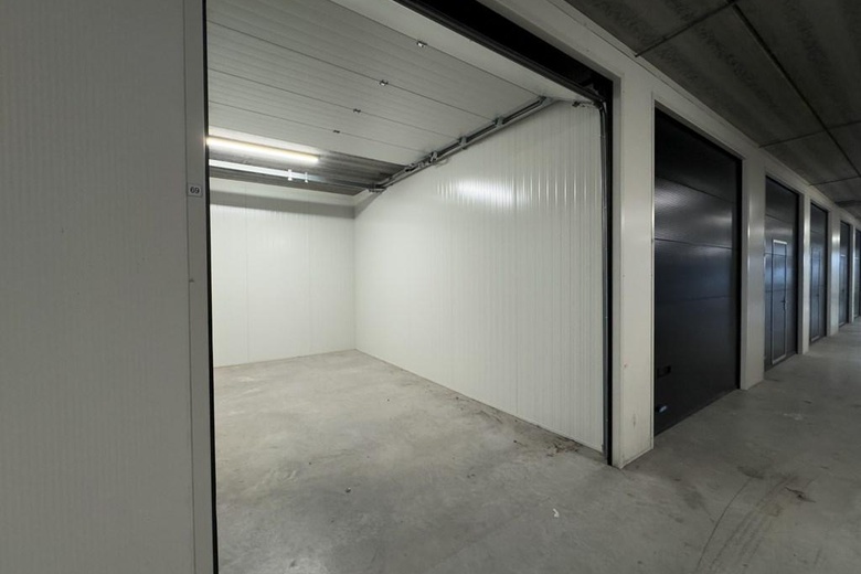 BedrijfsruimteaanIndustrieweg 69 69<br/> inBerkel en Rodenrijs