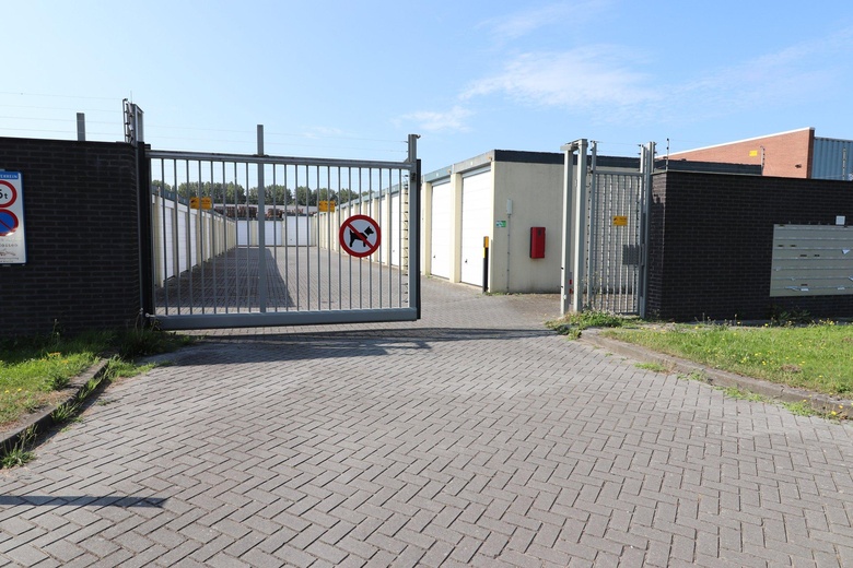 BedrijfsruimteaanKwikstraat 3 11<br/> inLelystad BedrijfsruimteaanKwikstraat 3 11<br/> inLelystad