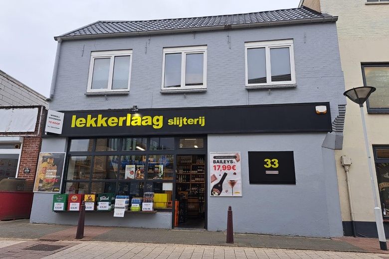 WinkelruimteaanGentsevaartstraat 33<br/> inAxel