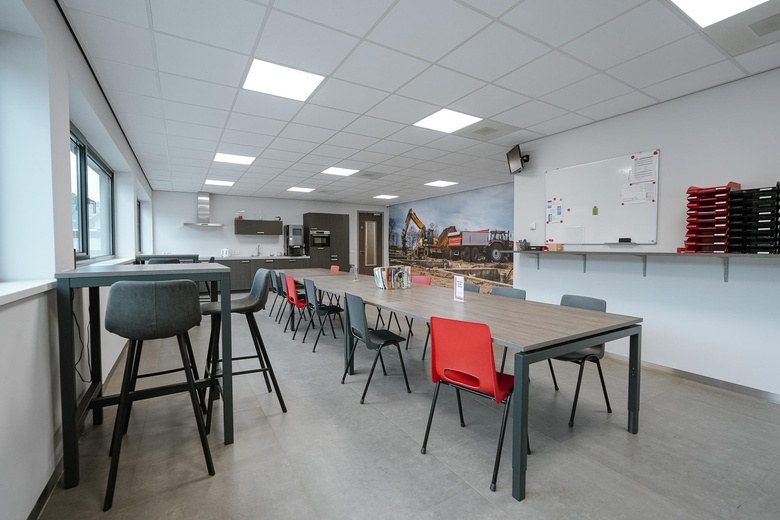 BedrijfsruimteaanMgr.Hermuslaan 70<br/> inSint Michielsgestel