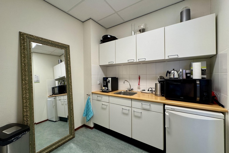 KantoorruimteaanNieuwland Parc 10 m<br/> inAlblasserdam