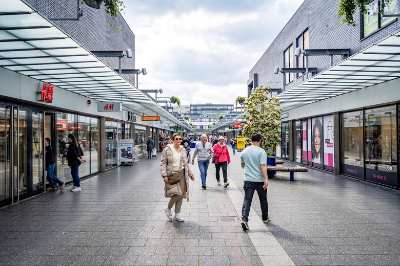 WinkelruimteaanWinkelcentrum Woensel 279<br/> inEindhoven WinkelruimteaanWinkelcentrum Woensel 279<br/> inEindhoven