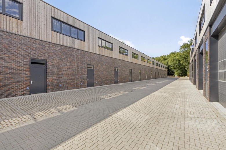 BedrijfsruimteaanAmersfoortsestraat 76 13<br/> inSoesterberg BedrijfsruimteaanAmersfoortsestraat 76 13<br/> inSoesterberg