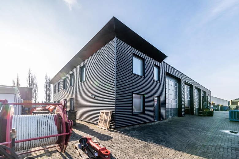 KantoorruimteaanBeatrixhaven 8 b<br/> inWerkendam KantoorruimteaanBeatrixhaven 8 b<br/> inWerkendam