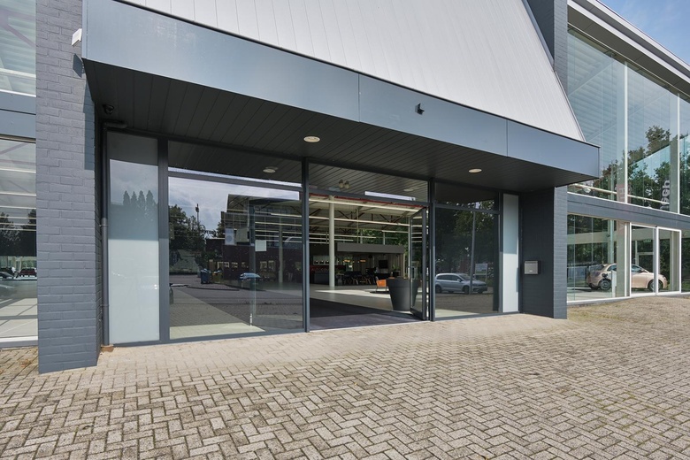 BedrijfsruimteaanHofkamp 31<br/> inGeleen BedrijfsruimteaanHofkamp 31<br/> inGeleen