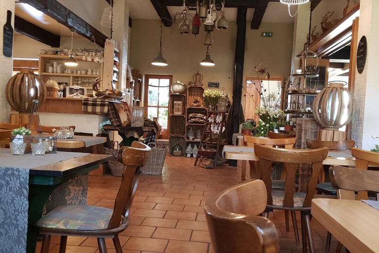 HorecaaanBisschopstraat 18<br/> inOldenzaal