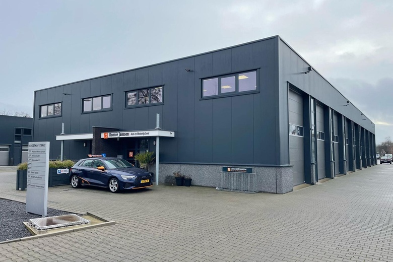 Bekijk foto Bedrijfsruimte aan de Groethofstraat 21 S in Venlo Bekijk foto Bedrijfsruimte aan de Groethofstraat 21 S in Venlo